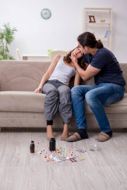 Aile çatışması sonrası intihar eden genç bir kadın.