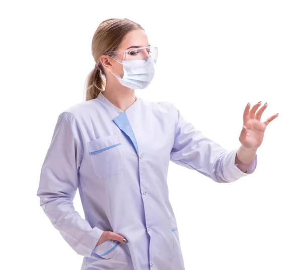 Ung kvinna läkare isolerad på vit bakgrund — Stockfoto