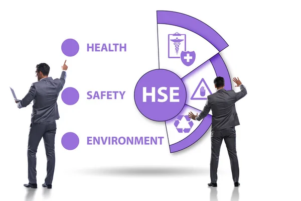 HSE concept voor gezondheid en veiligheid milieu met zakenman — Stockfoto