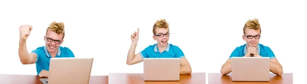 Student mit Laptop isoliert auf weiß — Stockfoto