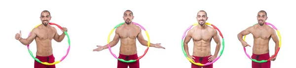 Człowiek robi przekroczenia z hula hoop — Zdjęcie stockowe
