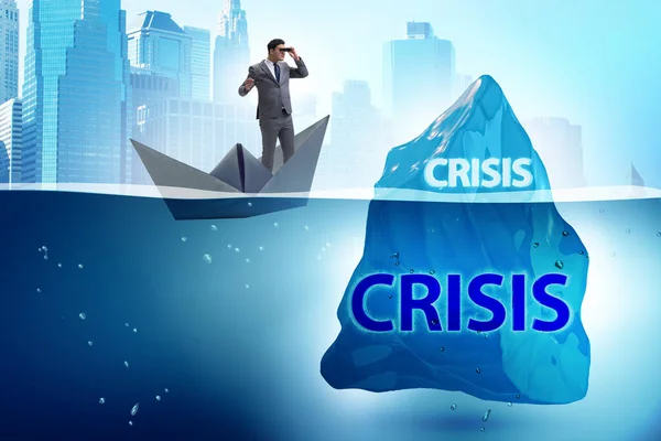 Válság koncepció üzletemberrel a jéghegyen — Stock Fotó