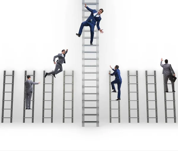 Empleado siendo despedido y cayendo de la escalera de carrera —  Fotos de Stock