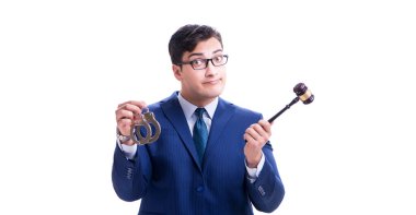 Beyaz arka planda tokmağı olan avukat hukuk öğrencisi.