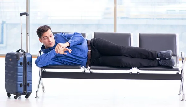 Man wairing to boarding in airport lounge room — Stock Photo, Image