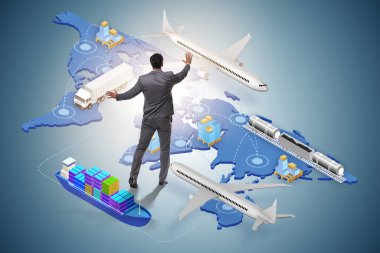 İş adamıyla küresel lojistik kavramı