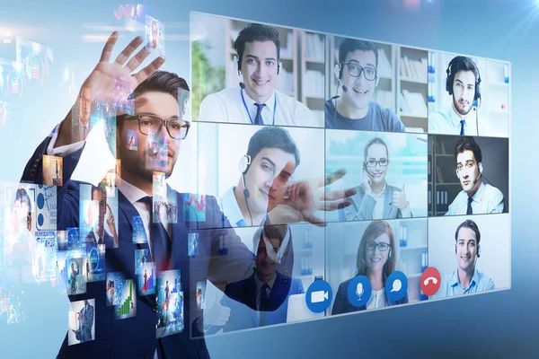 Concepto de videoconferencia remota durante una pandemia — Foto de Stock