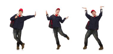 Sırt çantalı genç gezgin beyaza izole edilmiş.