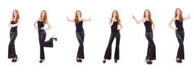 Siyah çan pantolonlu kızıl saçlı kadın beyaz pantolonlu.