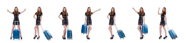Kobieta podróżująca z walizką na białym — Zdjęcie stockowe