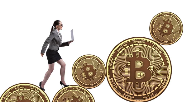 Mujer de negocios en concepto de aumento de precios bitcoin —  Fotos de Stock