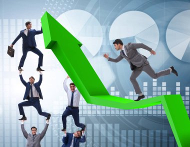 Ekonomideki büyümeyi destekleyen işadamı grafikte