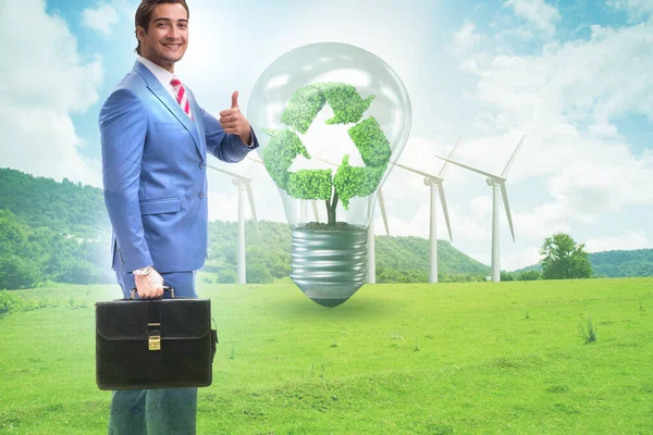 Concepto de ecología ecológica de la energía verde con empresario —  Fotos de Stock