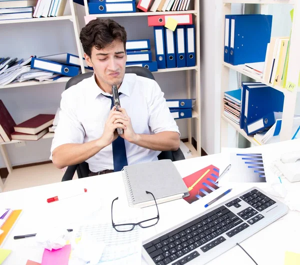 Busy frustrated businessman angry in the office — Stock Photo, Image