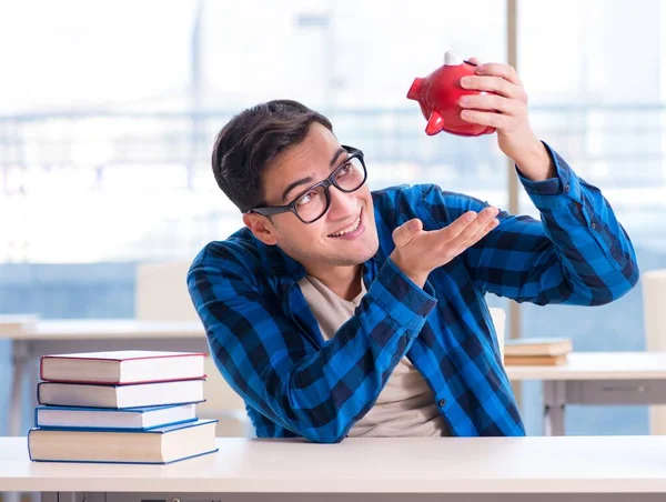 Conceito de livros didáticos caros e custo da educação — Fotografia de Stock