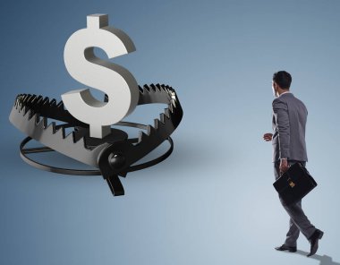 İşadamı dolar tarafından tuzağa düşürüldü.