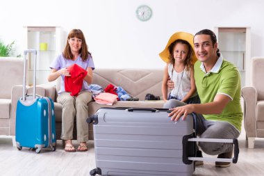 Mutlu aile planlaması tatili