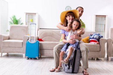 Mutlu aile planlaması tatili