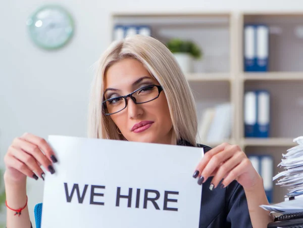 Businesswoman looking for new employees — Stock Photo, Image