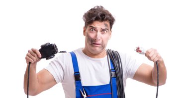 Beyaz üzerine izole komik elektrikçi