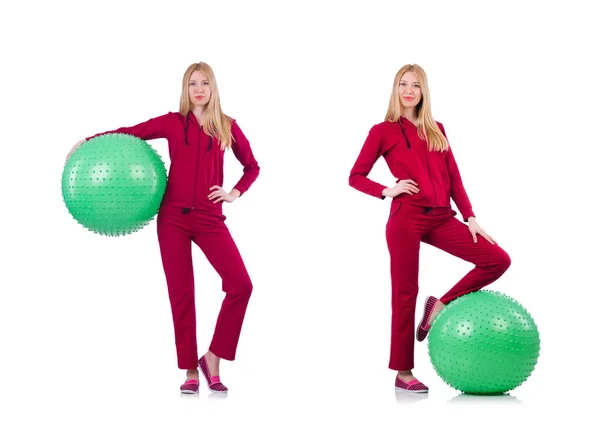 Junge Frau mit Ball turnt auf Weiß — Stockfoto