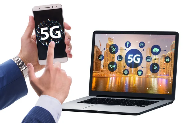 Koncepcja technologii mobilnych 5G - wysoka prędkość internetu — Zdjęcie stockowe