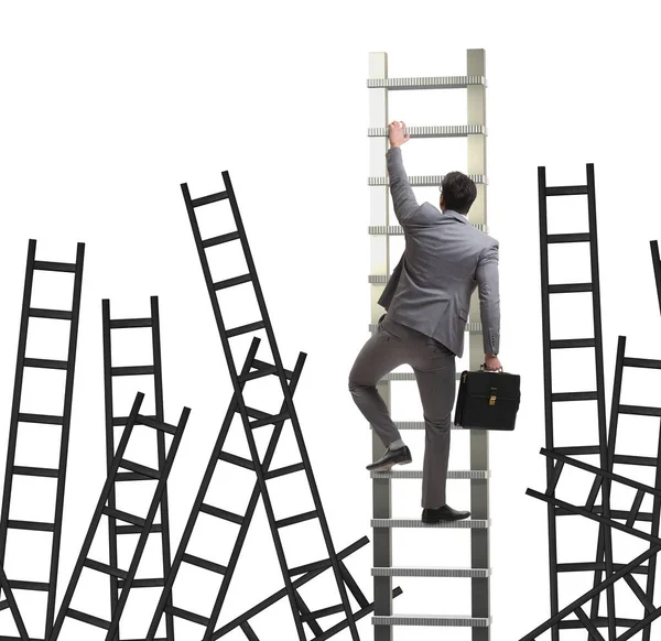 Concepto de carrera con hombre de negocios escalando escalera — Foto de Stock