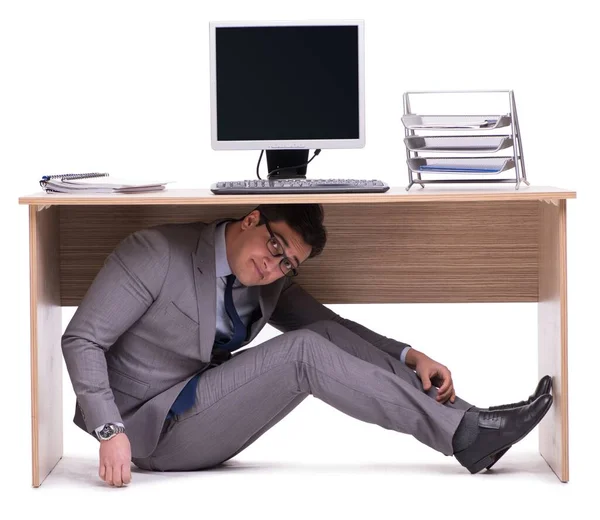 Affärsman som gömmer sig i kontoret — Stockfoto