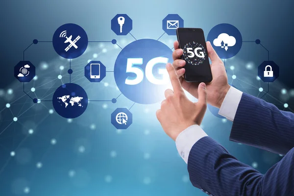 5G 모바일 기술 개념 - 인터넷의 빠른 속도 — 스톡 사진