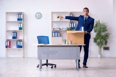 Genç çalışan işten çıkarılıyor