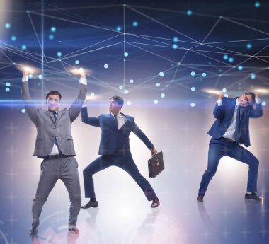 İş adamları ağ ağını kavramsal olarak destekliyor