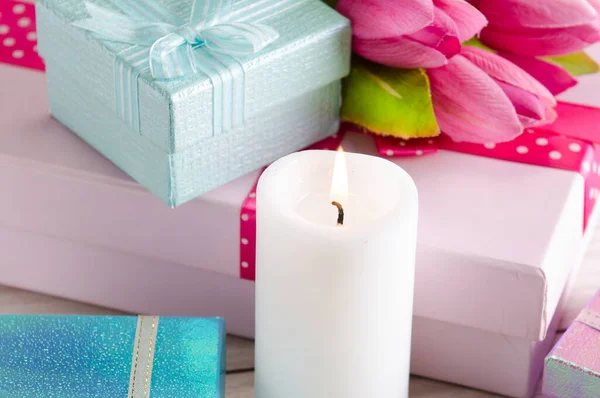 Giftbox arranged on the table in saint valentine holiday concept — Stock Photo, Image