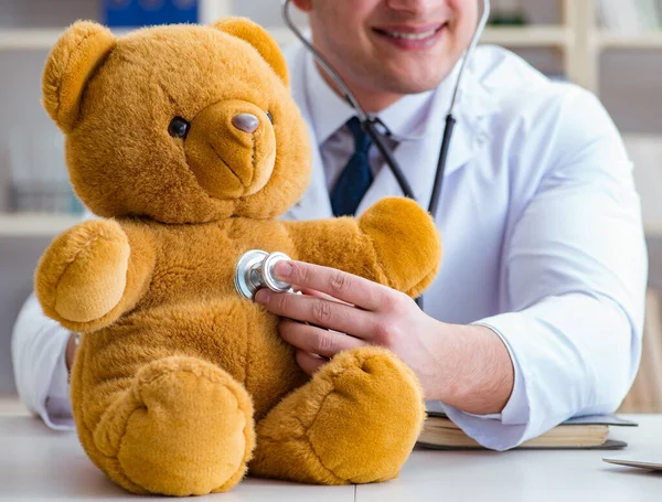 Veterinerlik doktorunun muayenesi var.