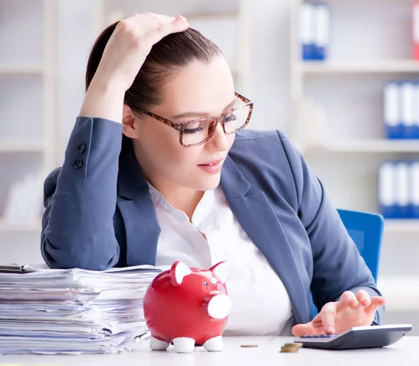 Businesswoman in pension savings concept — Stock Photo, Image