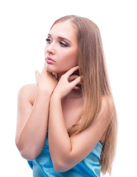 Mooi jong vrouwelijk model met make-up poseren geïsoleerd op whi — Stockfoto