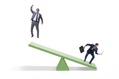 İş adamı ve tahterevalliyle rekabet konsepti