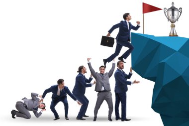 Kariyer gelişimi konsepti iş adamlarının merdivenlere tırmanması