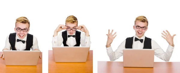 Slimme student zit met laptop geïsoleerd op wit — Stockfoto