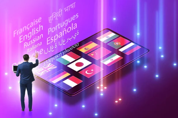 Concept van online vertalen en leren van vreemde talen — Stockfoto