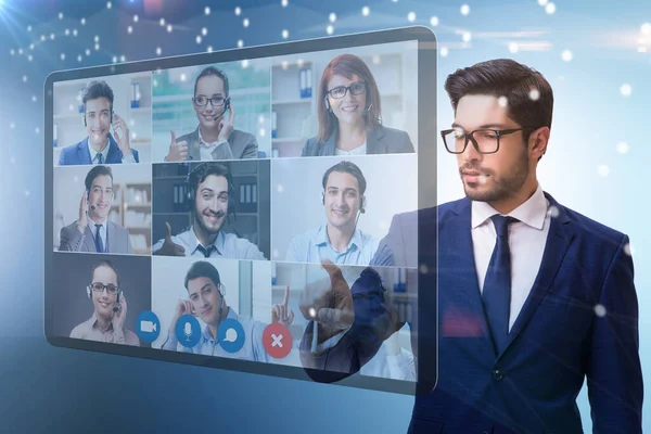 Salgın sırasında uzak video konferansı kavramı