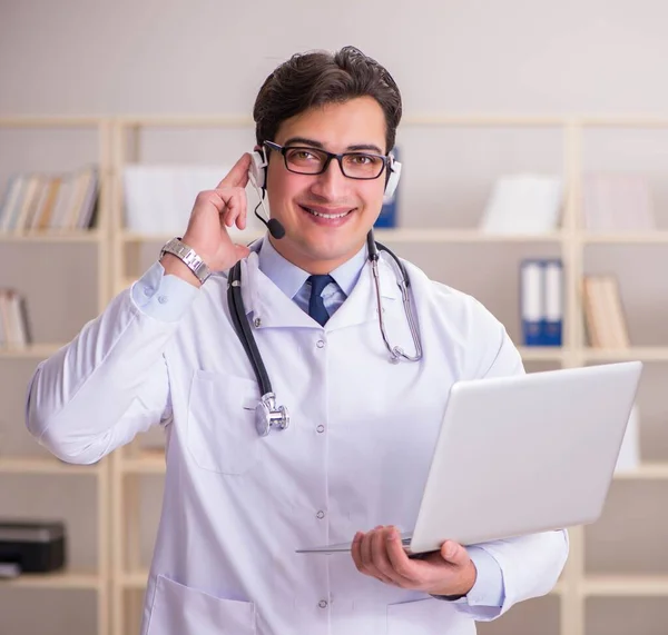 The young man doctor in medical concept — Stock Photo, Image