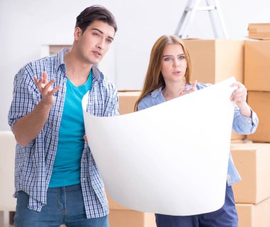 Genç aile planlama evi çizim ile yenileme