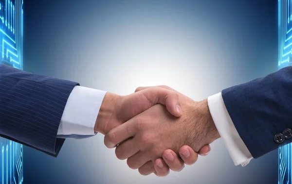Az üzleti együttműködés koncepciója két kézzel remeg — Stock Fotó