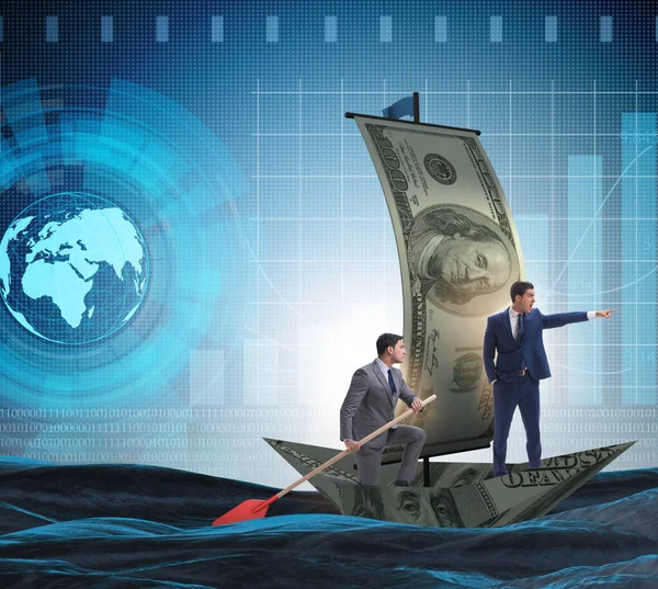 Partenariat d'affaires avec des hommes d'affaires naviguant sur un bateau dollar — Photo