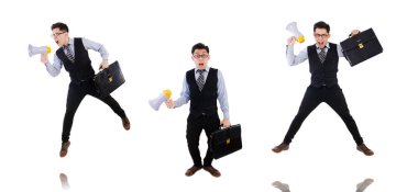 Hoparlörü beyaz olan genç iş adamı.