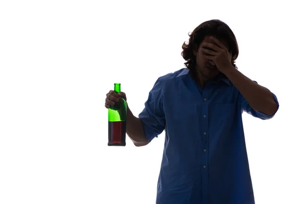 Ung man som lider av alkoholism — Stockfoto