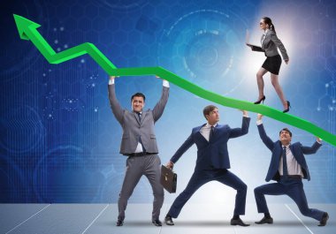 Ekonomik krizin iyileşmesini destekleyen işadamı