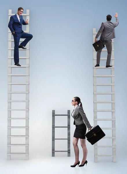 Concept of inequal career opportunities between man woman — Stock Photo, Image