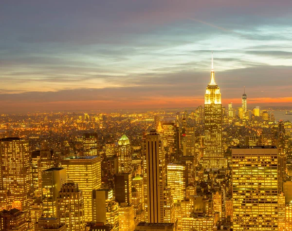 View of New York Manhattan during sunset hours — Stock Photo, Image