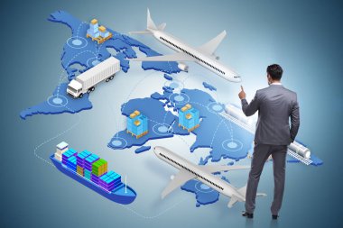 İş adamıyla küresel lojistik kavramı